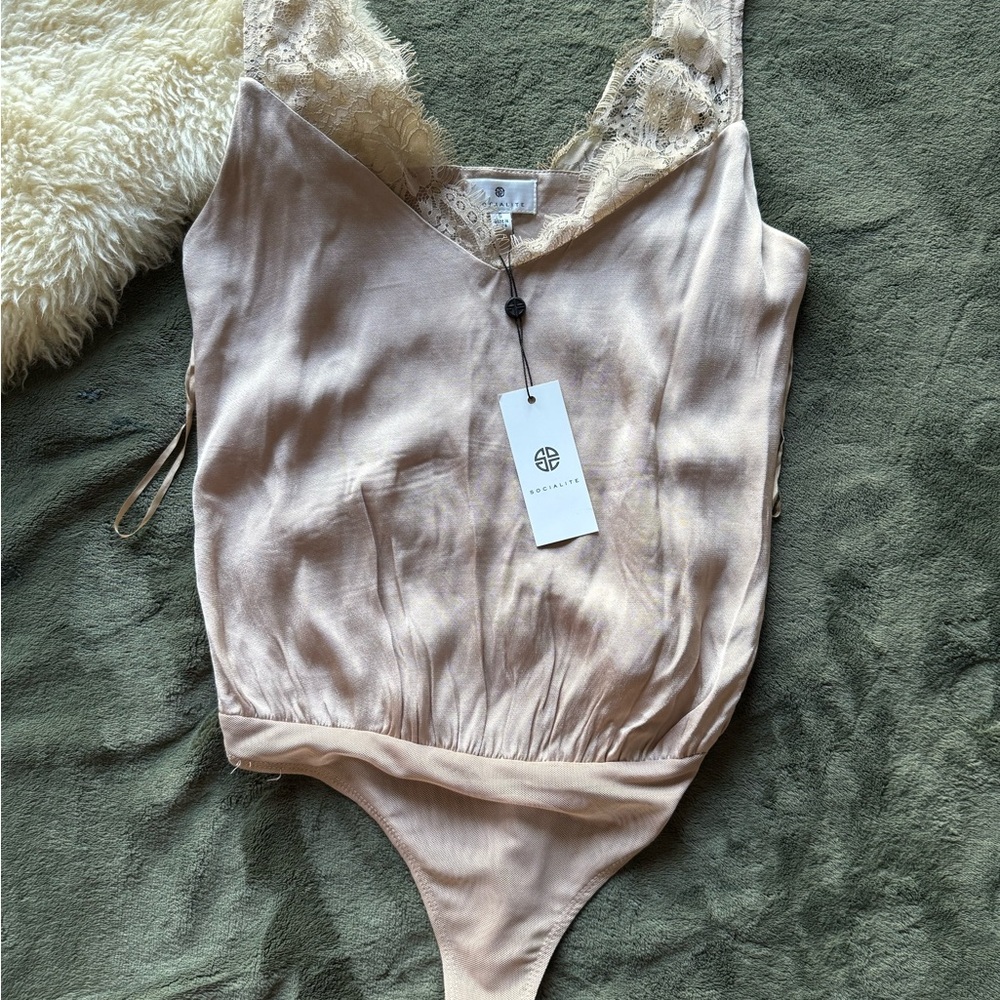 Socialite Beige Lace-Accent Top